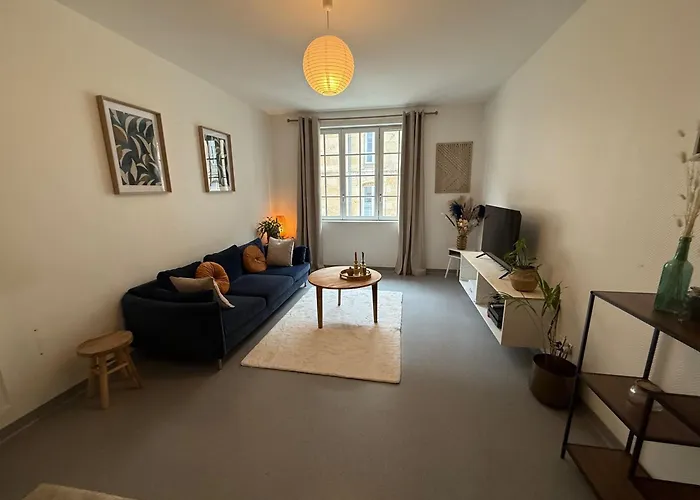 Апартаменты L'escapade Langroise *